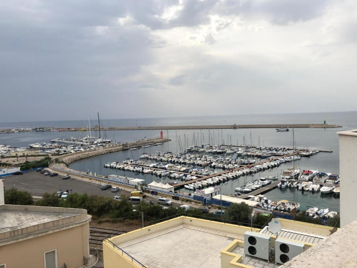Le Terrazze Sul Mare Gallipoli Centro Luaran gambar